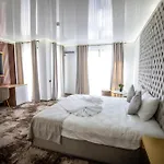 Fit Hasdeu Готель